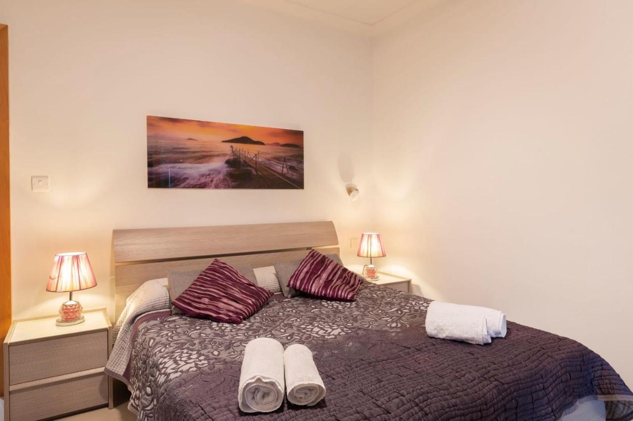 Bluemist Flat-Hosted By Sweetstay Sliema Bagian luar foto